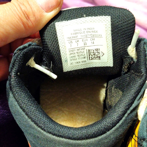 Converse All Stars with Flames - little boys 7 - Picture 8 of 9